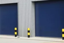Commercial garage door