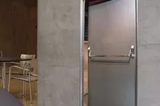 Porte coupe-feu commerciale