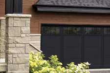 Eastman E-11, 16' x 8', porte et moulures Noir, fenêtres Panoramique 4 rectangles