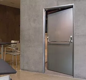 Porte coupe-feu commerciale