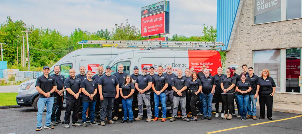 L’équipe Portes Exitech: plus de 40 spécialistes, 25 véhicules et 1 salle de montre pour servir Gatineau en portes de garage